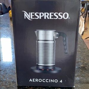 Nespresso Aeroccino 4 milk frother